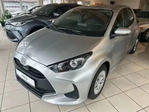 Toyota Yaris 1.0 Comfort 5türer, Klima, Kamera, ZV, FH...