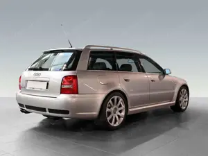 Audi RS4 original Lichtsilber / 1 von 100 Bild 5