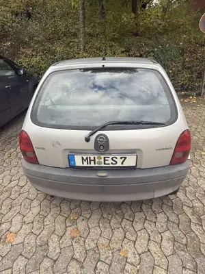 Opel Corsa 12V City Bild 3