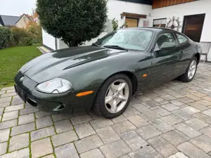 Jaguar XK8