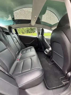 Tesla Model 3 Model 3 Performance Bild 3