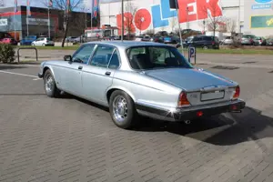 Jaguar XJ12 Double Six H-Zulassung Bestzustand Bild 3