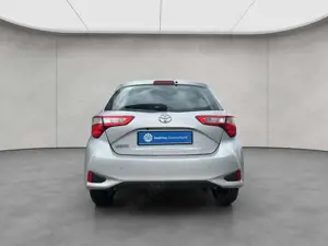 Toyota Yaris 1,5-Dual-VVT-iE Comfort Bild 4