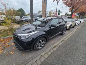 Toyota C-HR Hybrid Team D