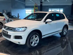 Volkswagen Touareg V6 TDI Bi-Xenon Pano Sport AHK 1.Hand