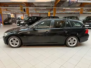BMW 320 Bild 3