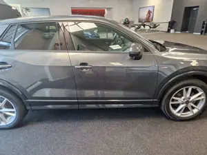 Audi Q2 35 TFSI S tronic line