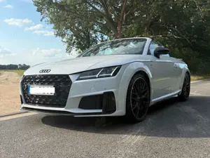 Audi TT Roadster S-Line Competition MMI Bild 5