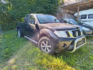 Nissan Navara King Cab SE 4X4 / Motorschaden Bild 3