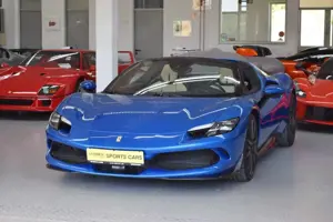 Ferrari 296 Full CARBON * ACC * AppleCarPlay * JBL