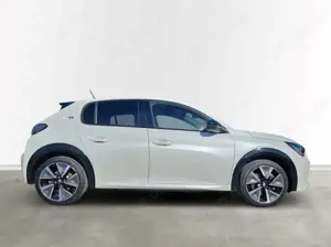 Peugeot e-208 208 Elektromotor 136 GT Pack Bild 4