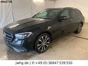 Mercedes-Benz E 300 E300 T e  Burmester Widescreen HeadUp Kam AHK