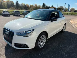 Audi A1 attraction 1.6 Benzin Klima Euro 5 Tüv07/2027