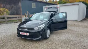 Kia Rio Dream Team*Navi*Kamera*SHZ*PDC*LRHZ*18TKM!