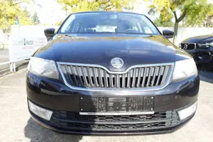 Skoda Rapid/Spaceback Spaceback Ambition+SITZHEIZUNG+USB+BC+MFL+ Bild 2