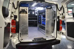 Opel Vivaro Elegance L3 3-Sitze Aut Navi Kamer Regale