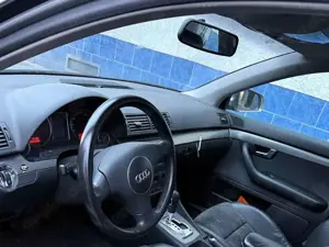 Audi A4 170PS Bild 2