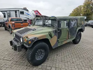 HUMMER H1