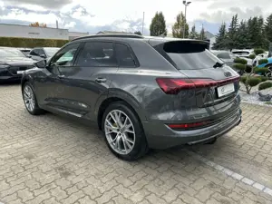 Audi e-tron 55 quattro S line*AHK*360*HUD* Bild 4