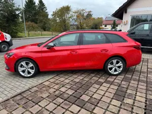 SEAT Leon Sportstourer FR mit Neuwagen Charakter Bild 2
