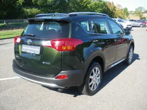 Toyota RAV 4 RAV4 Diesel 2.0 D-4D 4x2 Start-Stop Bild 3