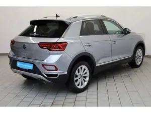 Volkswagen T-Roc 1.5 TSI Style DSG LED/NAV/DC/RFK/ACC/PDC Bild 4