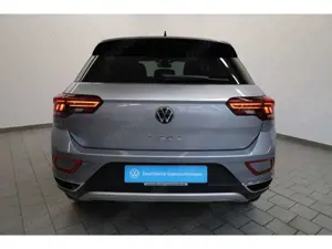 Volkswagen T-Roc 1.5 TSI Style DSG LED/NAV/DC/RFK/ACC/PDC Bild 5