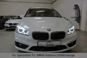 BMW 220 i Gran Tourer LHZ*Navi*Automatik*7-Sitzer Bild 2