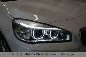 BMW 220 i Gran Tourer LHZ*Navi*Automatik*7-Sitzer Bild 4