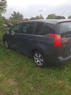 Peugeot 5008 HDI FAP 110 Allure Bild 5