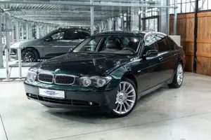 BMW 760 Li | Individual | Oxford Grün II | DE