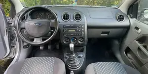 Ford Fiesta Fiesta 1.4 Ambiente