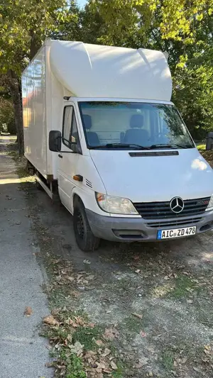 Mercedes-Benz Sprinter Bild 2