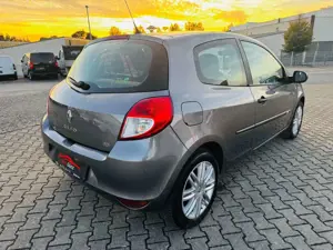 Renault Clio III 1.5 dCi Expression Bild 4