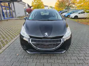 Peugeot 208 Active Zahnriemen, Wasserpumpe, Öl-Service NEU