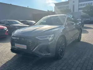 Audi Q8 e-tron 50 2x S line ACC AHK HuD PANO MASSAGE
