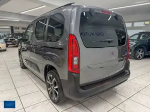 Citroen Berlingo Shine M*Head-Up*Kamera*App*Pano Bild 2