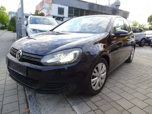 Volkswagen Golf Comfortline-xenon-LED-2xPDC-SHZ-Klima-tüv 27.