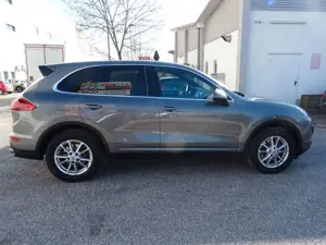 Porsche Cayenne Diesel/Facelift/1 Hand/262PS Bild 3