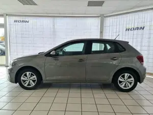 Volkswagen Polo Comfortline, Scheckheft, unfallfrei, AppConnect Bild 4