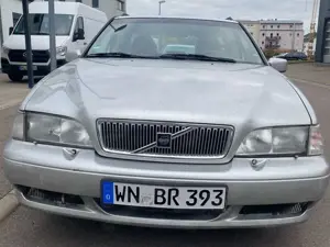 Volvo V70 V70 2.5