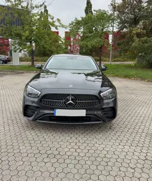 Mercedes-Benz E 220 d 4Matic 9G-TRONIC AMG Line