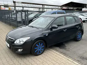 Hyundai i30 1.4 Blue Drive Klimaanlage/ USB/ ZV