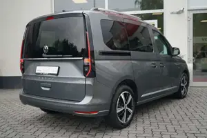 Volkswagen Caddy 2.0 TDI DSG Style LED Navi ACC PDC DAB Bild 5