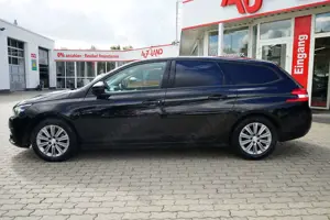 Peugeot 308 SW 1.2 12V e-THP Active Pack Navi Kamera DAB Bild 4