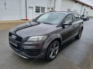 Audi Q7 3.0 TDI quattro 7 Sitze  W12 Optik Pano BOSE