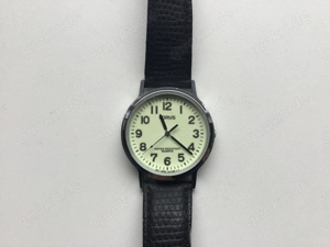 Lorus Armbanduhr Vintage mit Lederarmband 