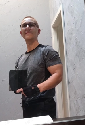 Suche Paar um die Frau gemeinsam zu verwöhnen :-)