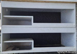 Terrarien + integrierter Höhle zu verkaufen 