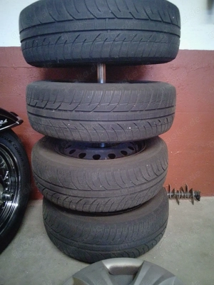 Winterräder 185 65 R15 88H Hyundai Bild 2